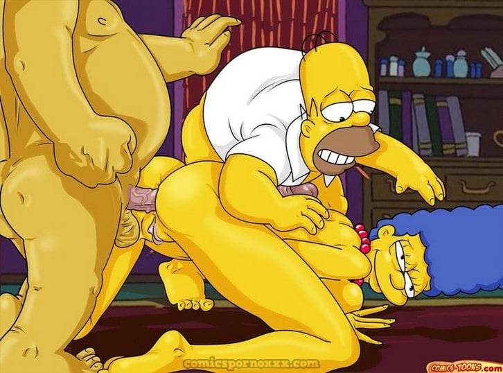 Homero y Marge Simpson Trio Porno con el Nerd de las Historietas - 2 - Comics Porno - Hentai Manga - Cartoon XXX